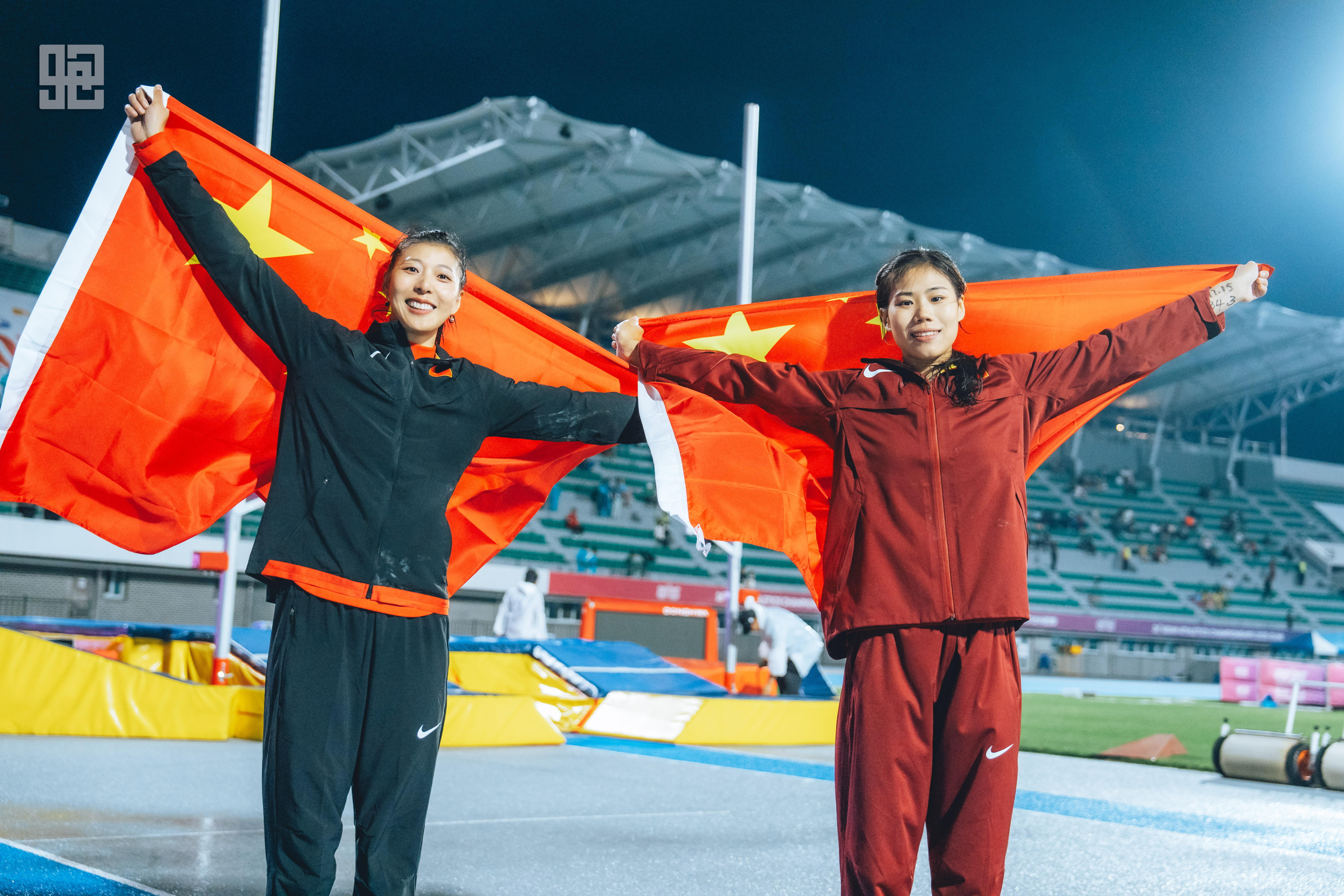 战绩表现:田径选手喜获银牌 战绩表现:田径选手喜获银牌