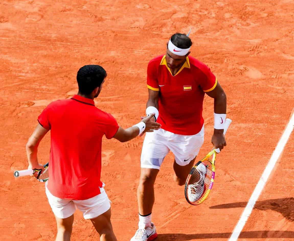 美网险胜戴维斯杯,阿尔卡拉斯点燃赛场 美网险胜戴维斯杯,阿尔卡拉斯点燃赛场