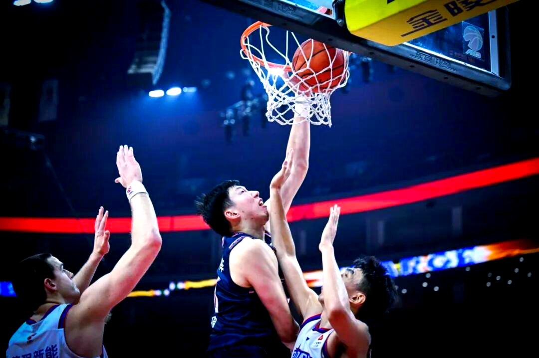 四川男篮实力浮现，球队雄心勃发