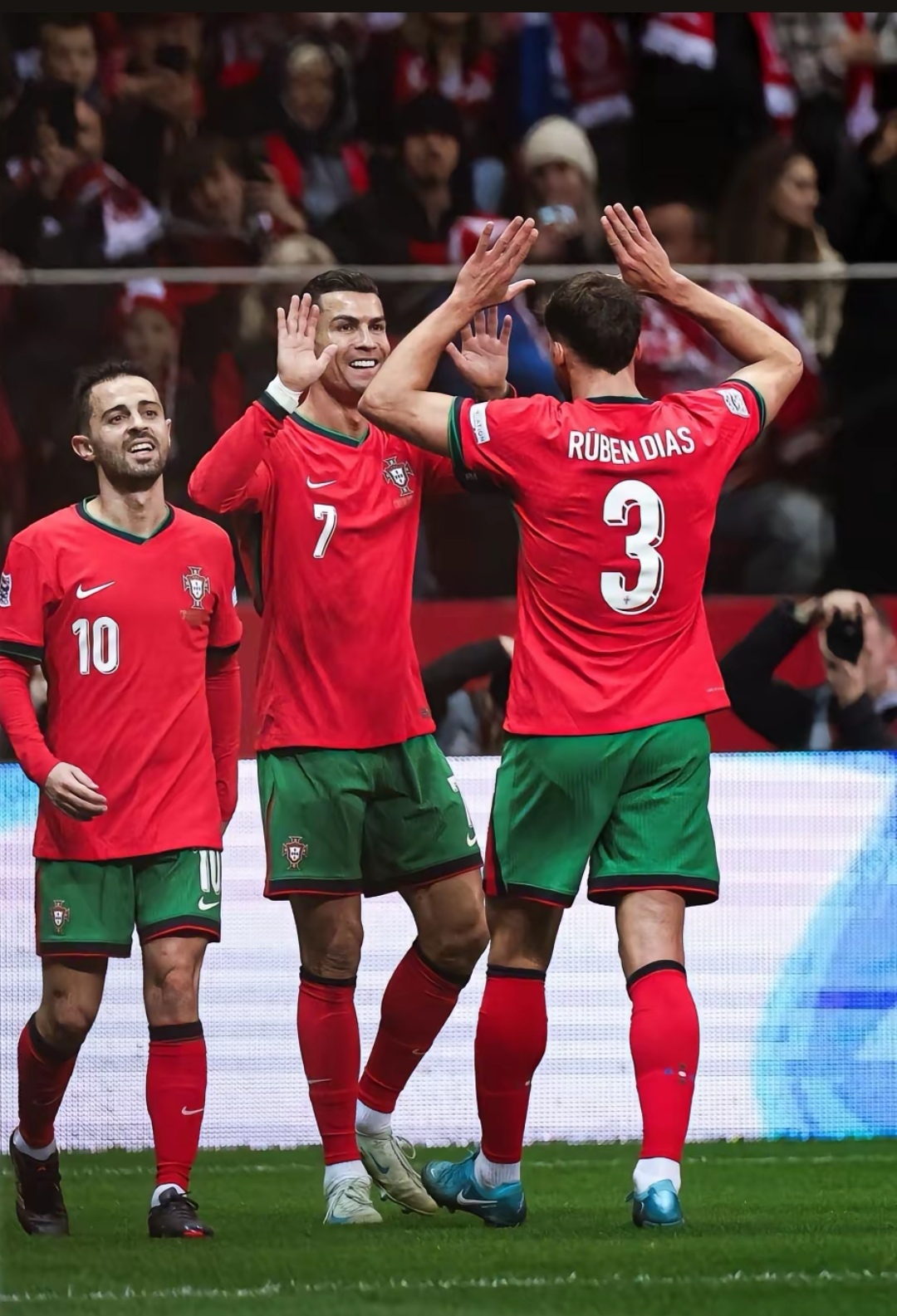 阿尔及利亚接二连胜进军半决赛,欧国联至冠军犹存 阿尔及利亚接二连胜进军半决赛,欧国联至冠军犹存