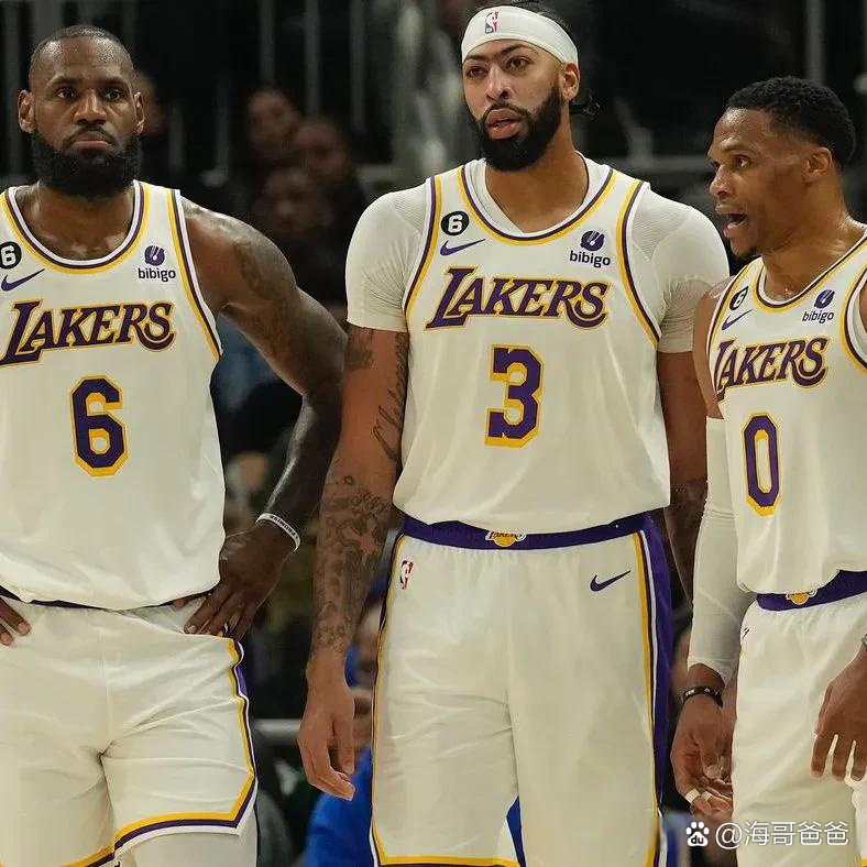 山东队轻取湖人,西亚卡姆统治全场 山东队轻取湖人,西亚卡姆统治全场