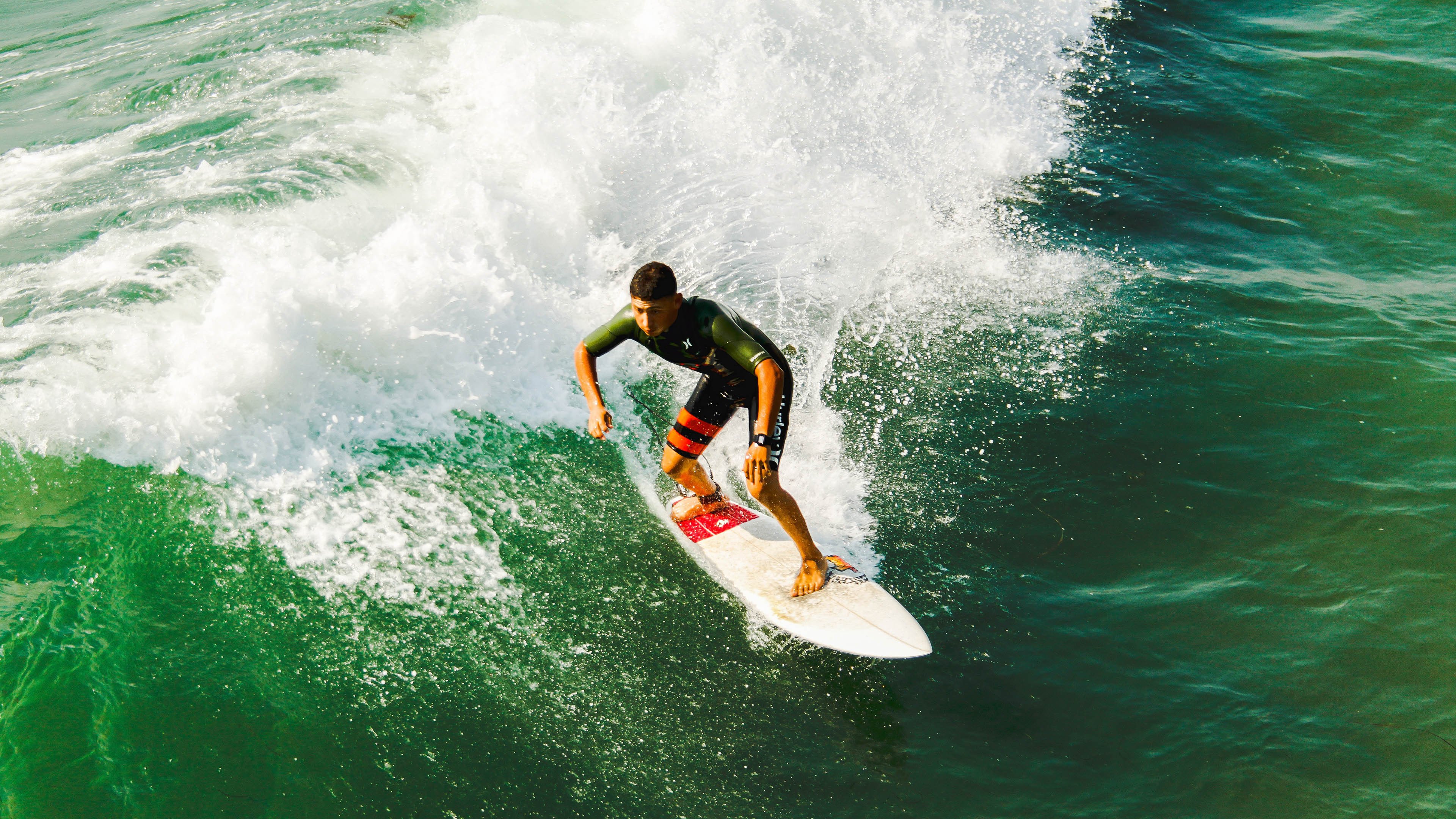 郑思维状态火热领衔，日本队横扫泰国队展现实力碾压